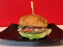 Duplahúsos hamburger